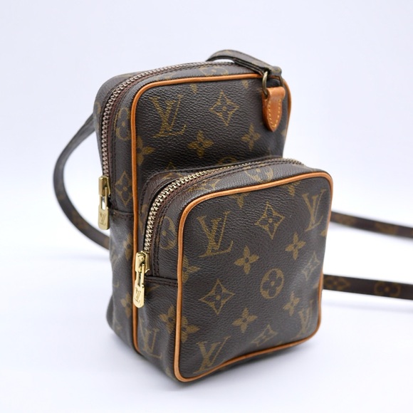 Louis Vuitton Handbags - 🍓LV Mini Amazone 854